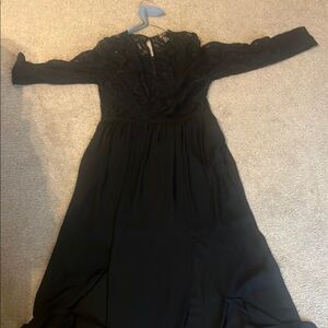 Elegant Black Lace Evening Dress